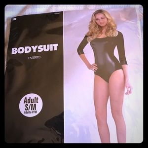 Long sleeve body suit